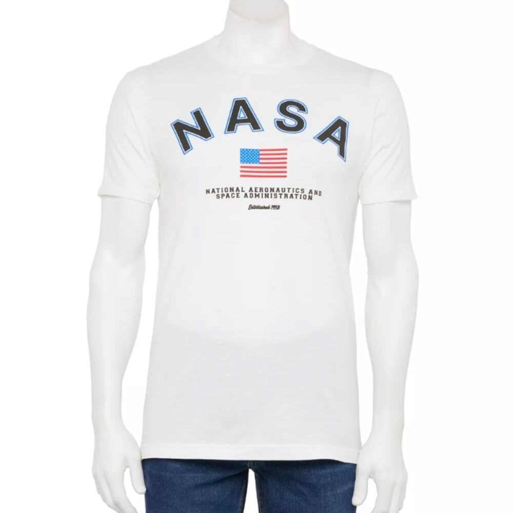 NWOT Men's NASA Space T-shirt American Flag White Size L Large